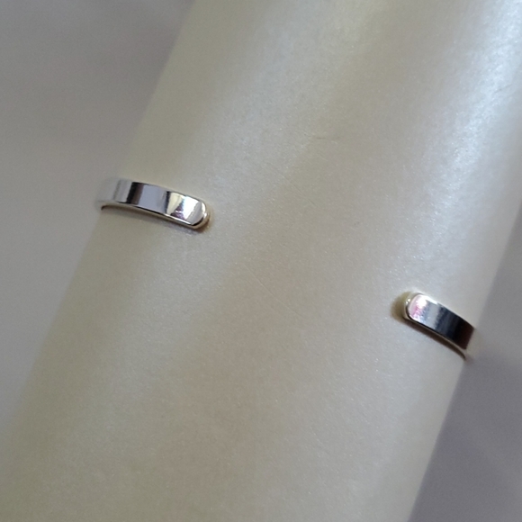 Not All Who Wander Are Lost Bracelet / Bangle - Picture 3 of 6